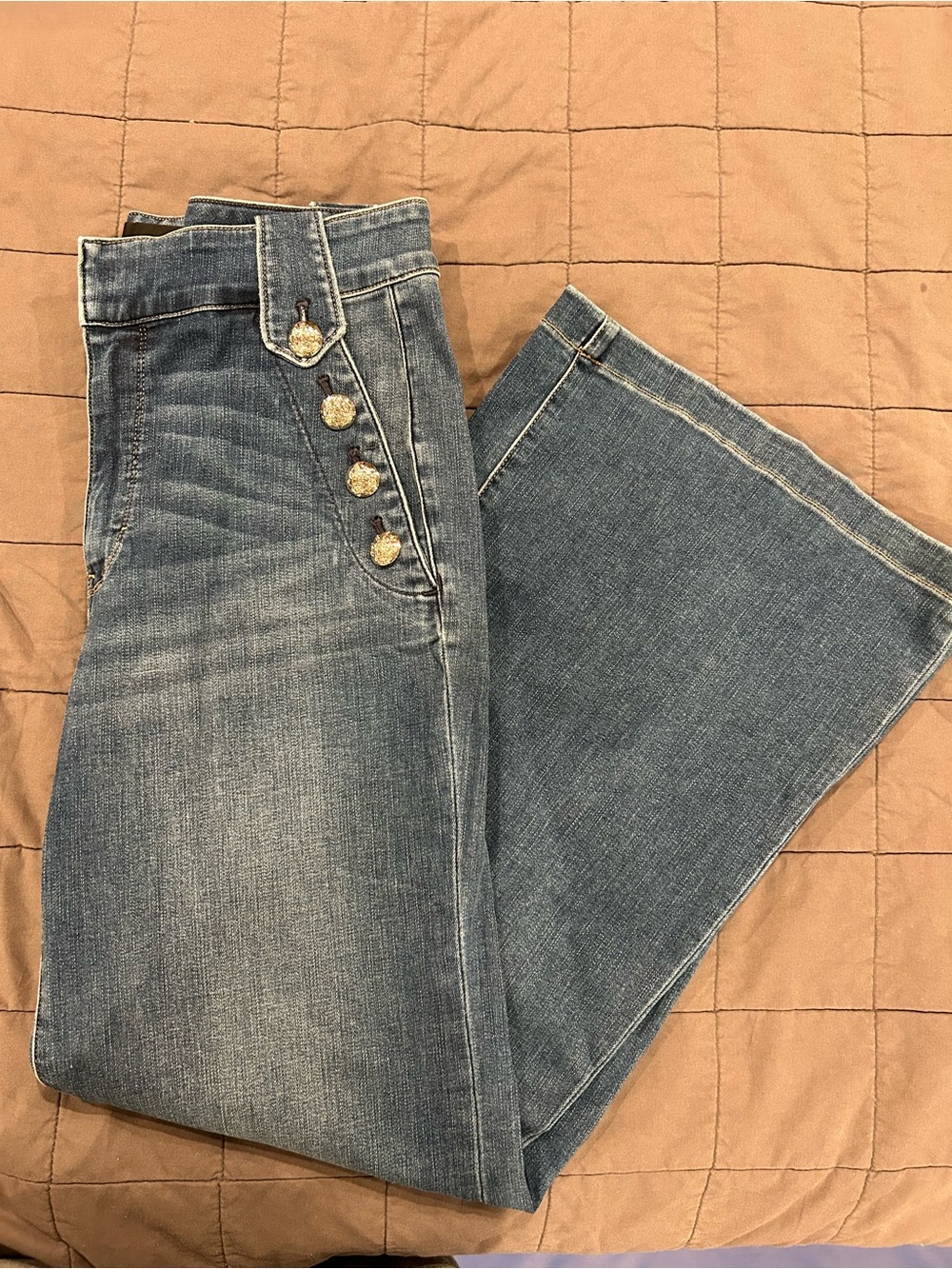White House Black Market Blue
Flare Jeans with Gold Buttons
